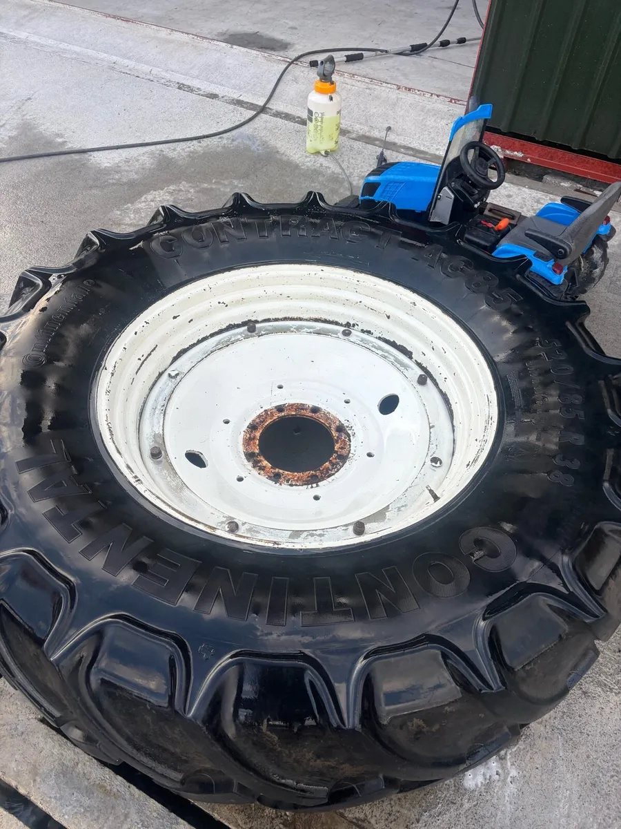 Newholland rims and tyres tm155 - Image 4