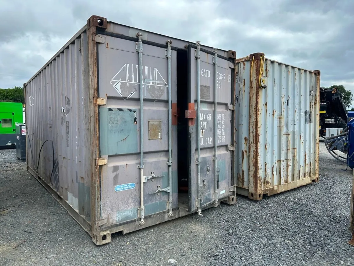 20 x 8 shipping container (  2 of ) ....1257T - Image 1