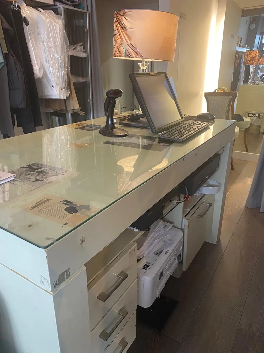 Shop furniture units - Image 1