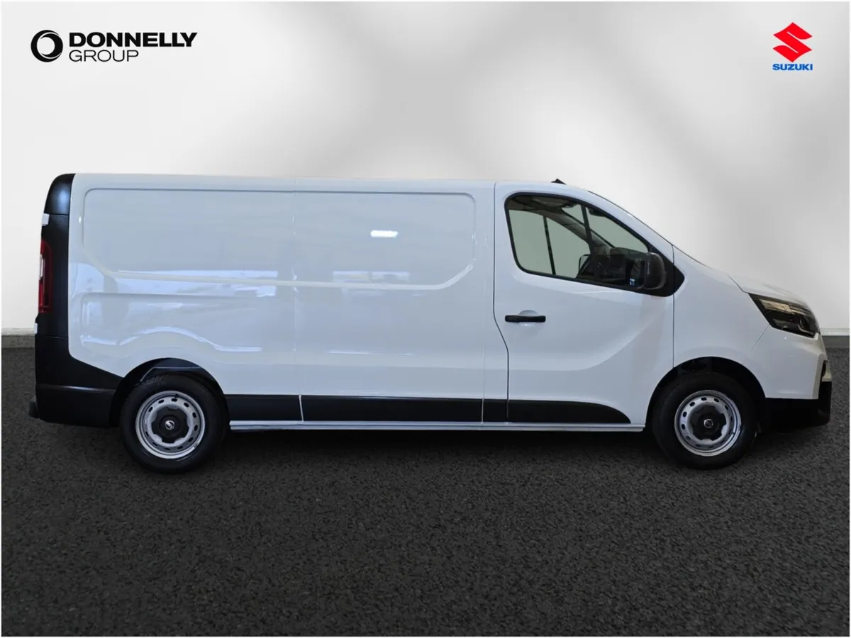 Nissan Primastar 30 L2 Diesel Visia - Image 2