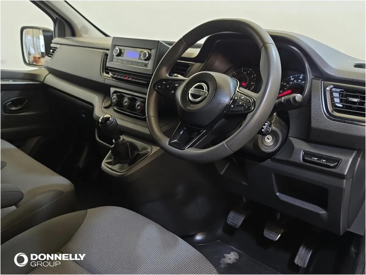 Nissan Primastar 30 L2 Diesel Visia - Image 3