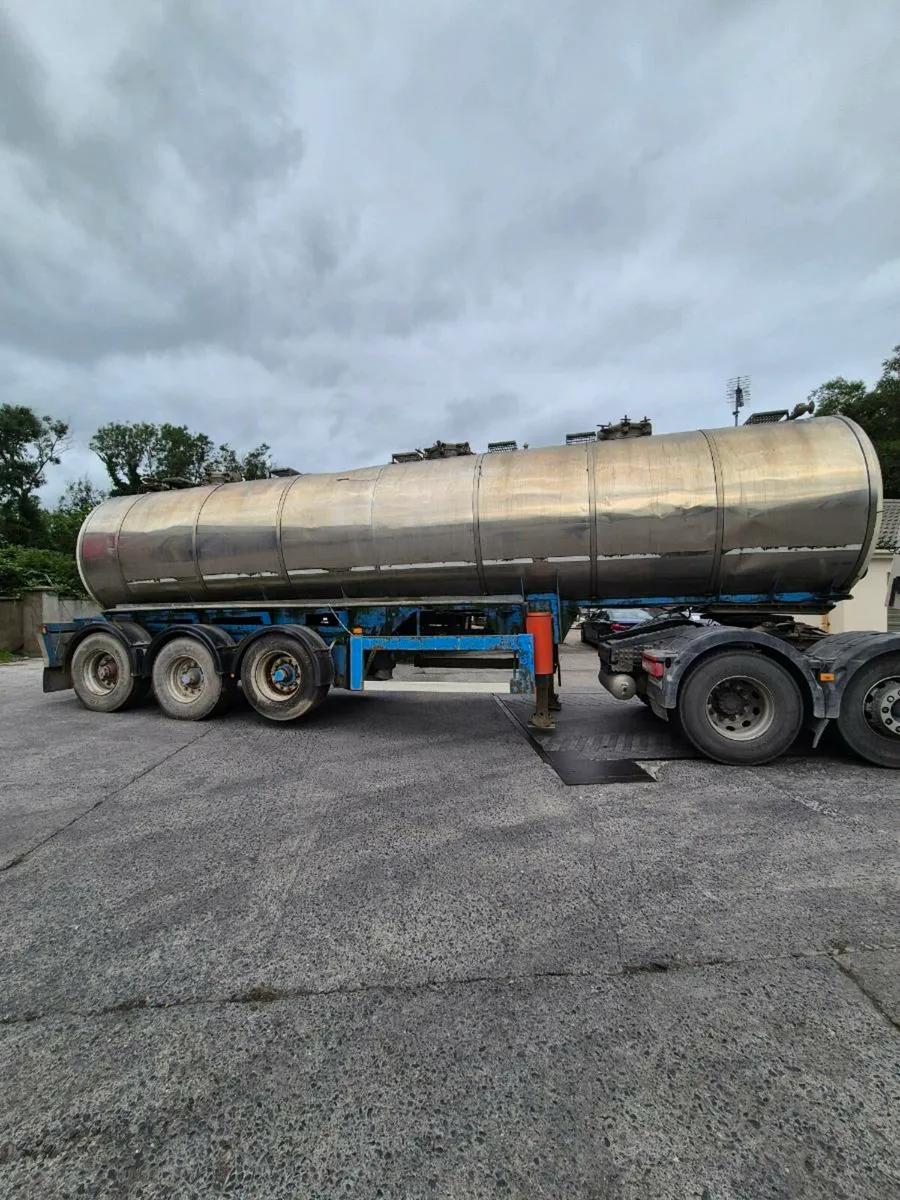 Tank - Image 1