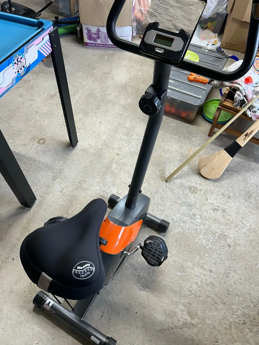 Exercise bike - Image 1