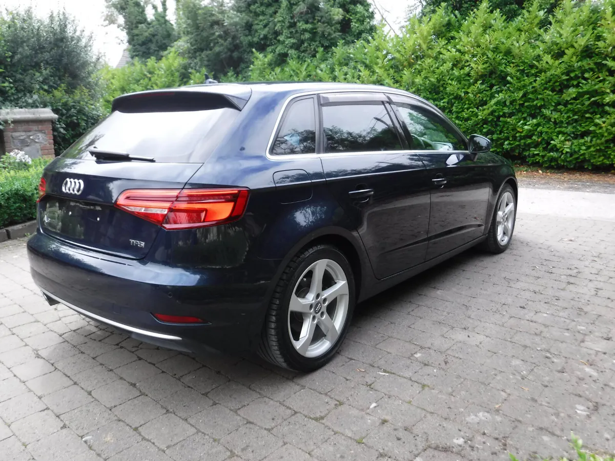 AUDI A3 1.4 TFSI AUTO SPORTS FACELIFT MODEL - Image 3