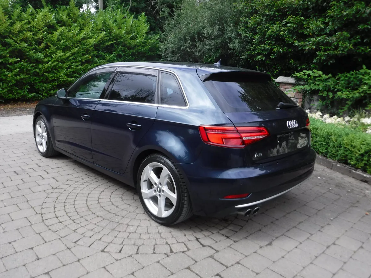 AUDI A3 1.4 TFSI AUTO SPORTS FACELIFT MODEL - Image 4