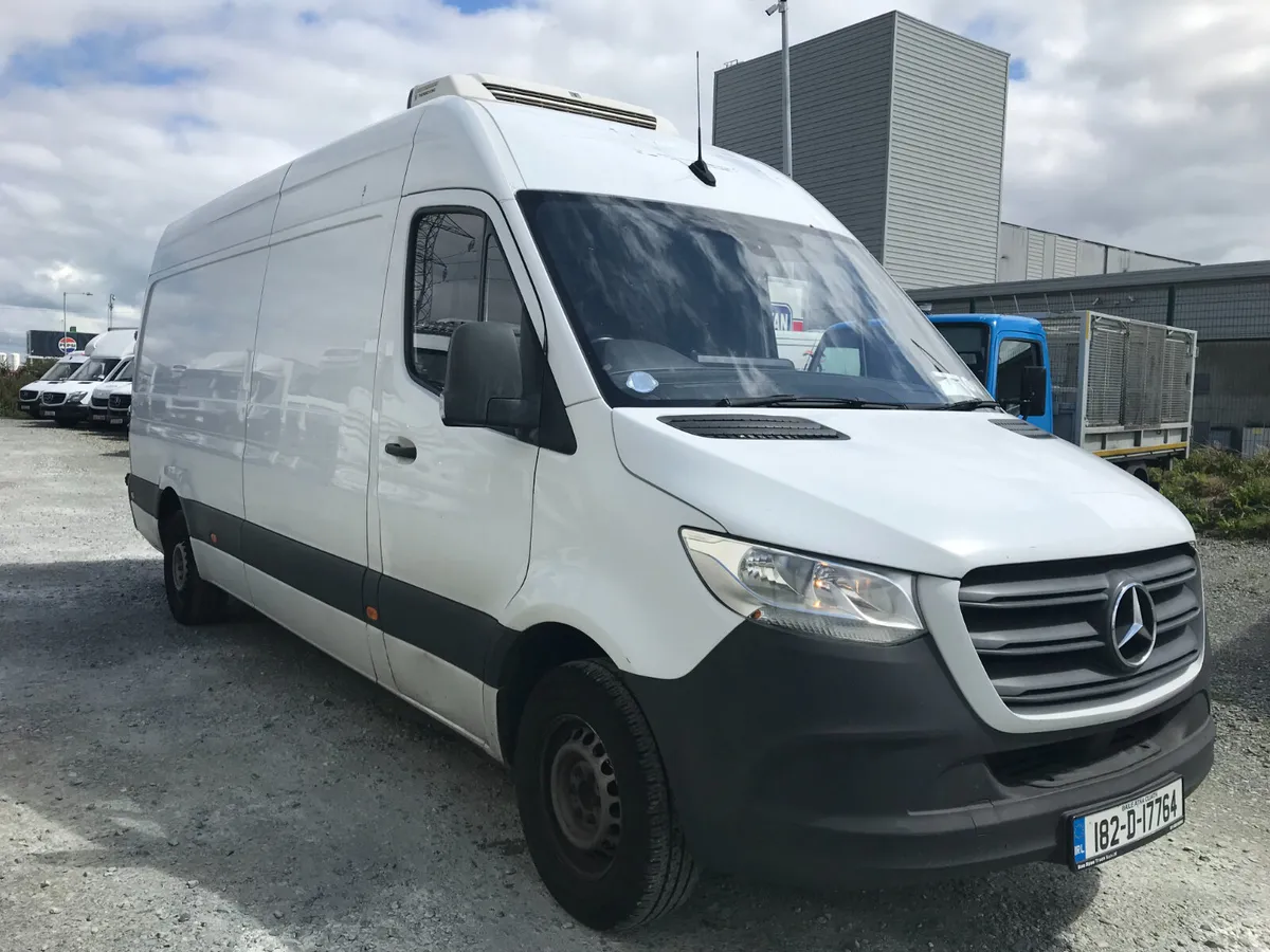 Mercedes Sprinter 2018 Fridge - Image 1