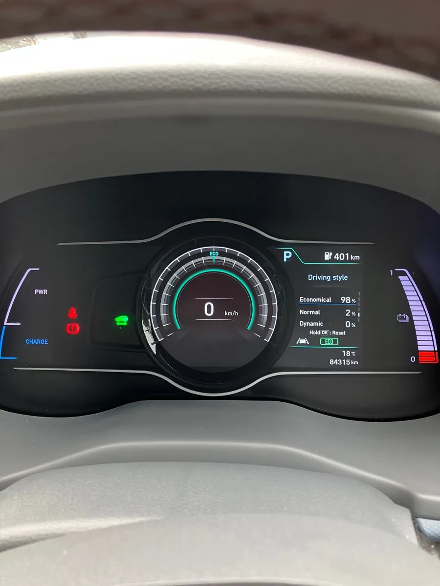 Hyundai KONA 64kwh Battery 100% - Image 2