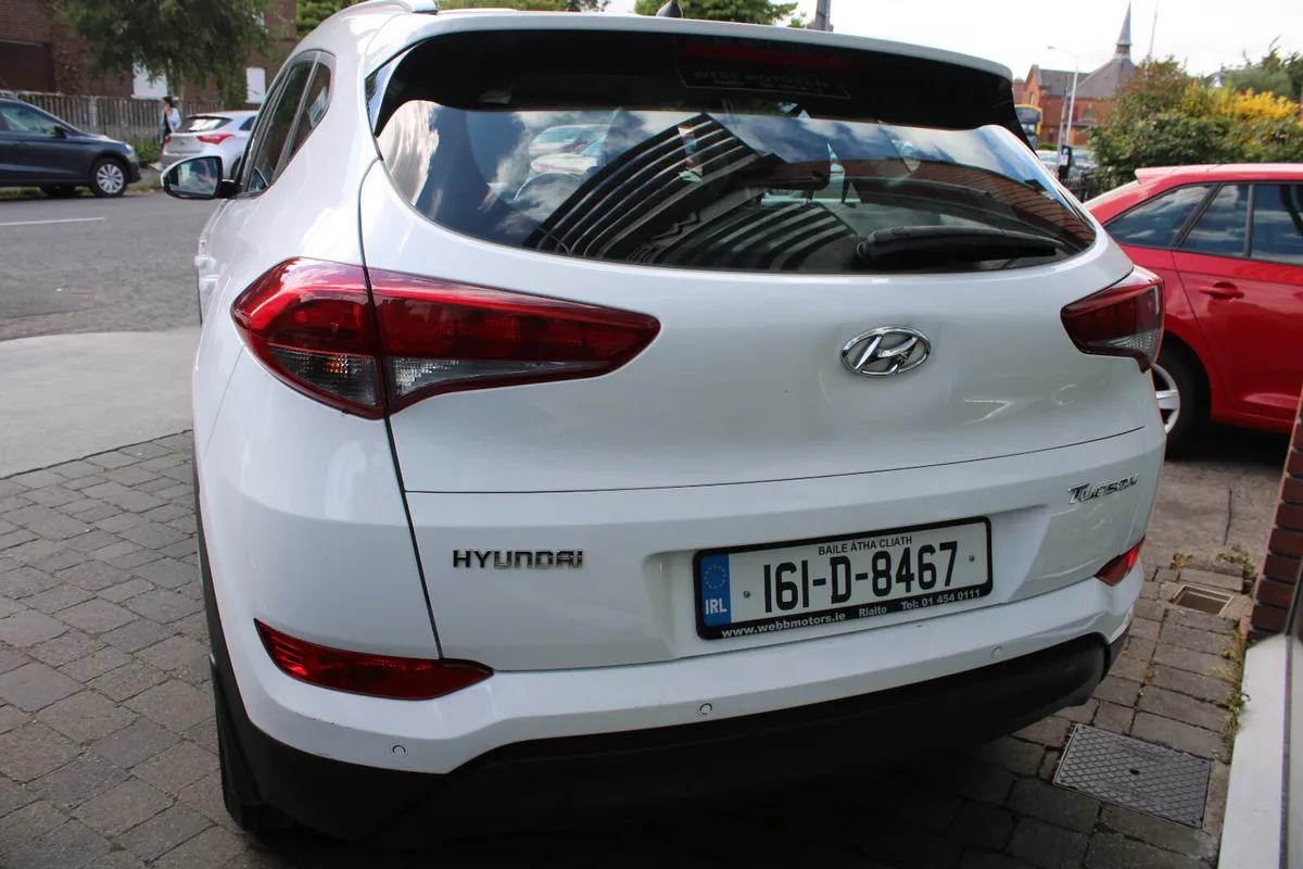 Hyundai Tucson 1.7 COMFORT 2016 - Image 4