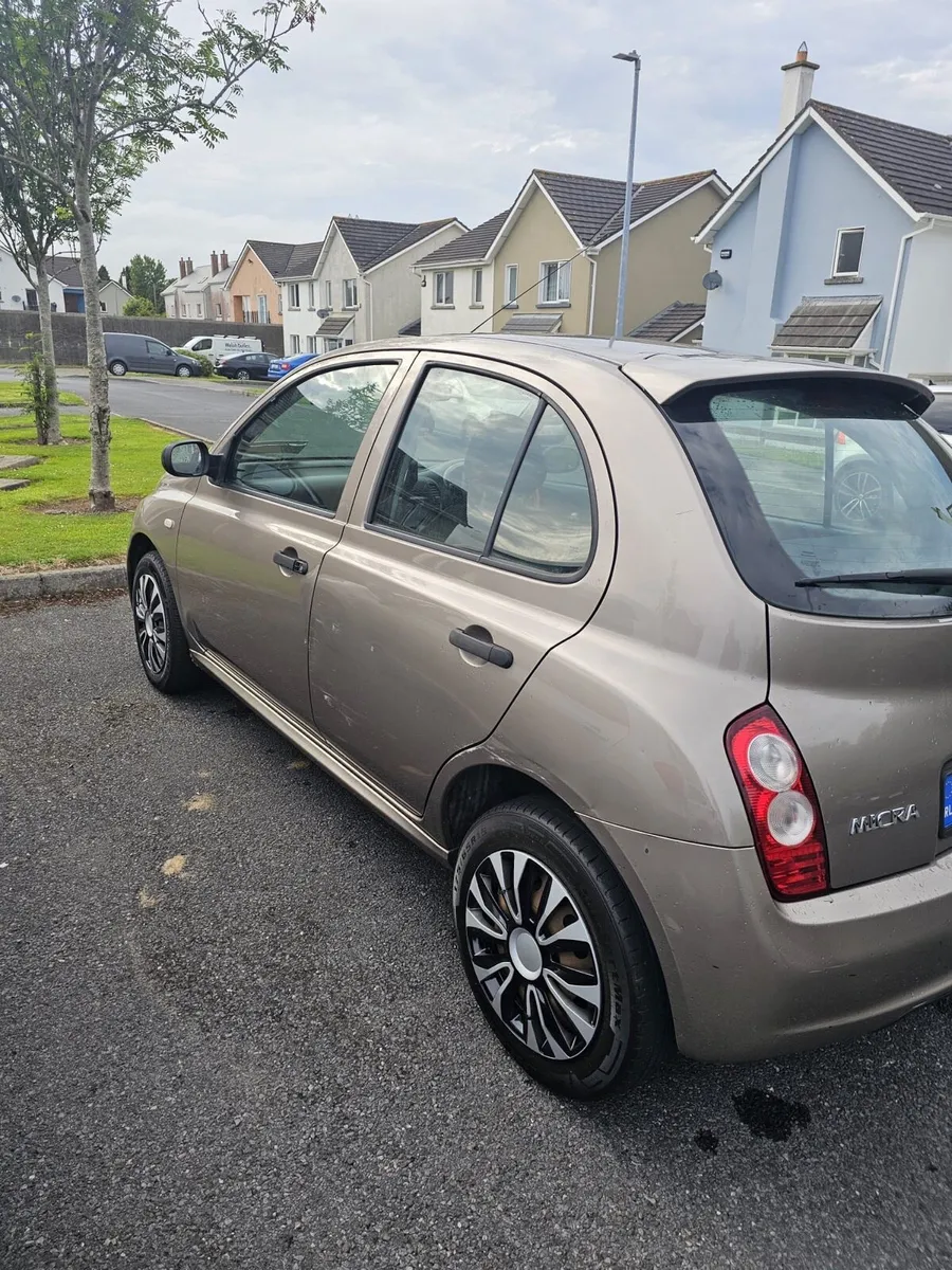 Car - Image 3