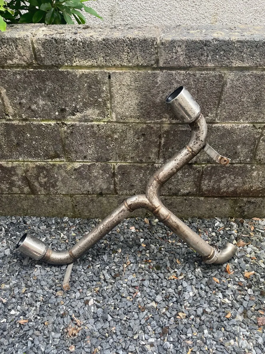 Car exhaust - Image 2
