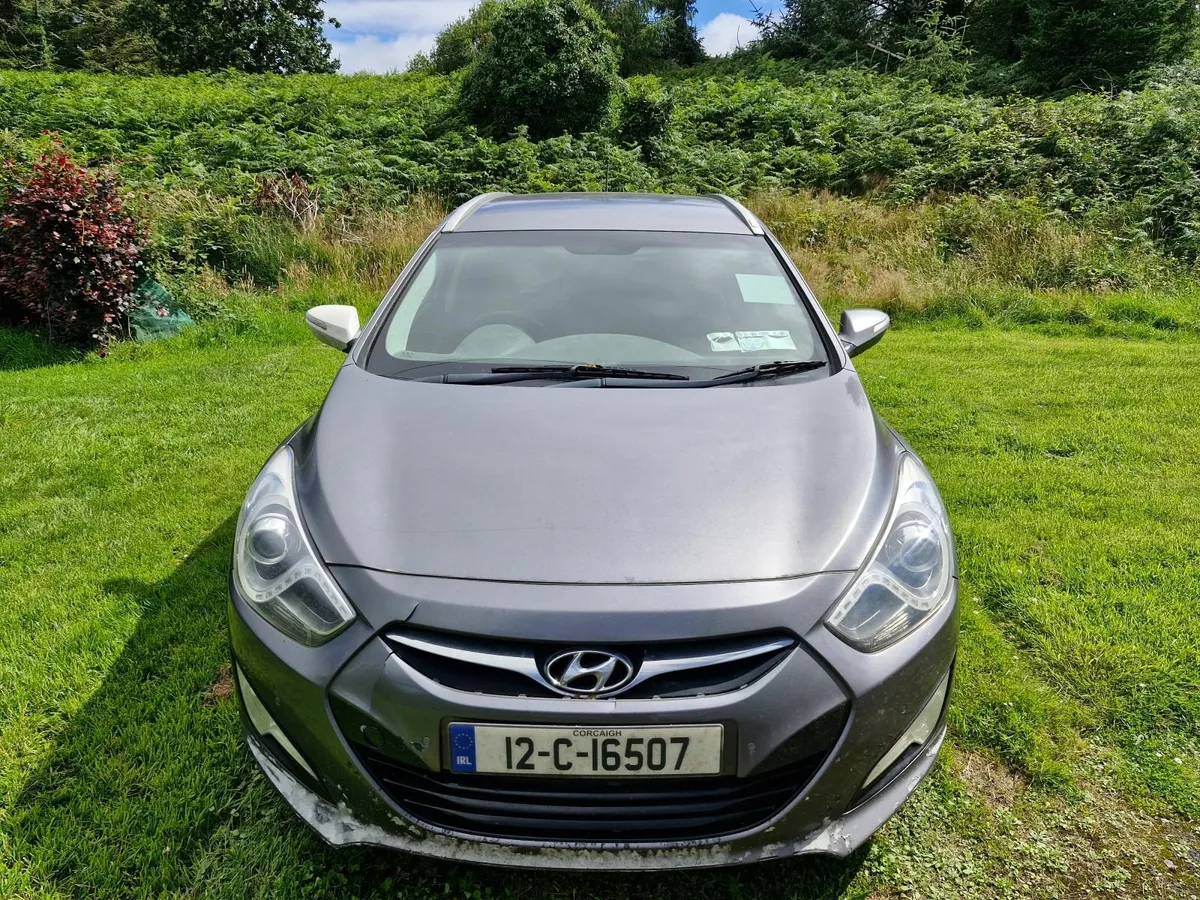 Hyundai i40 2012 - Image 2