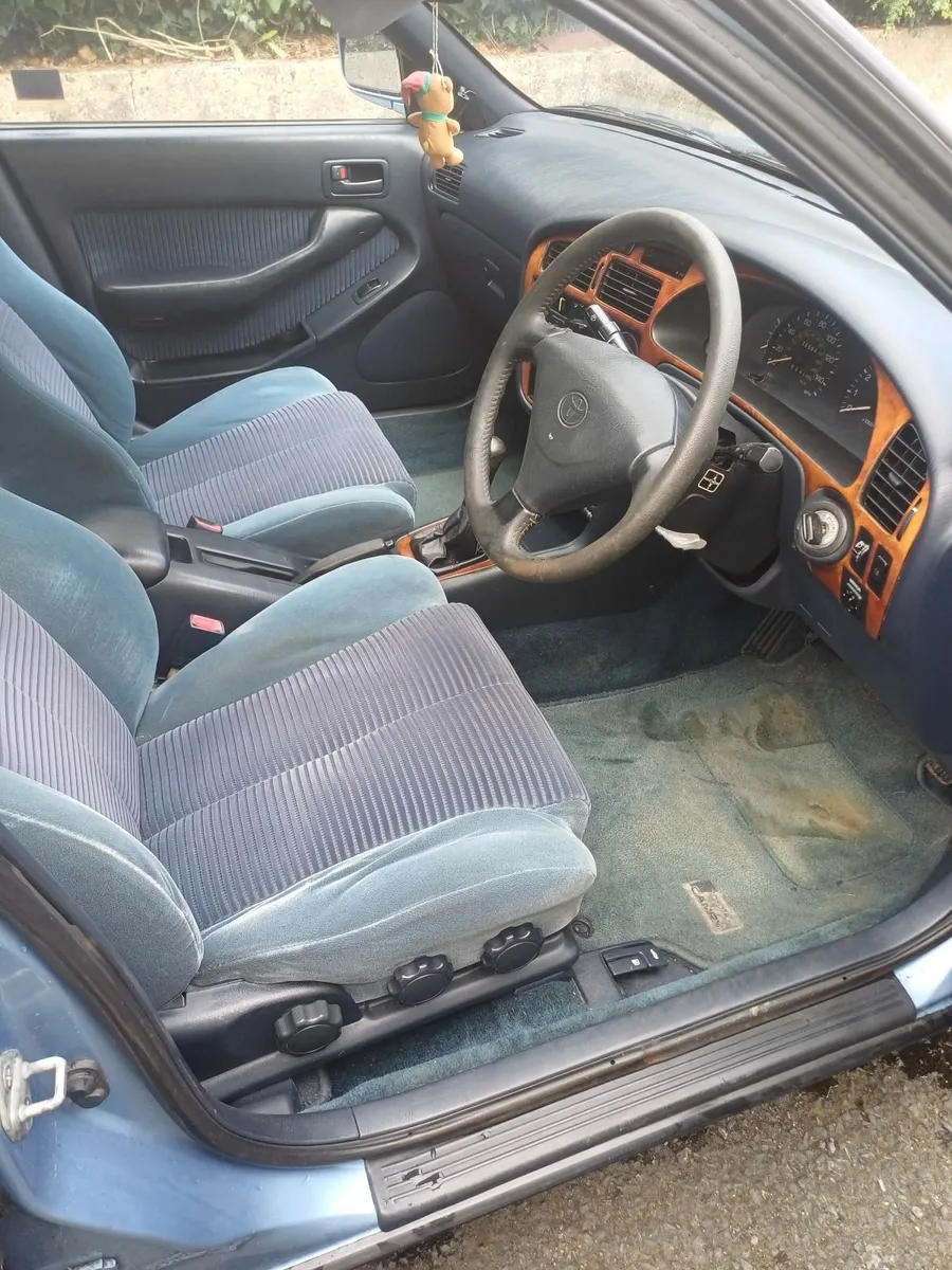 Toyota Camry 1993 - Image 4