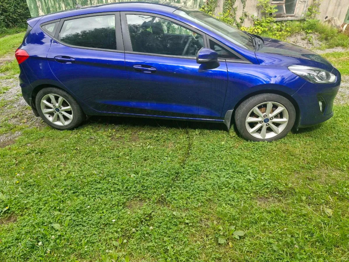Ford fiesta - Image 4