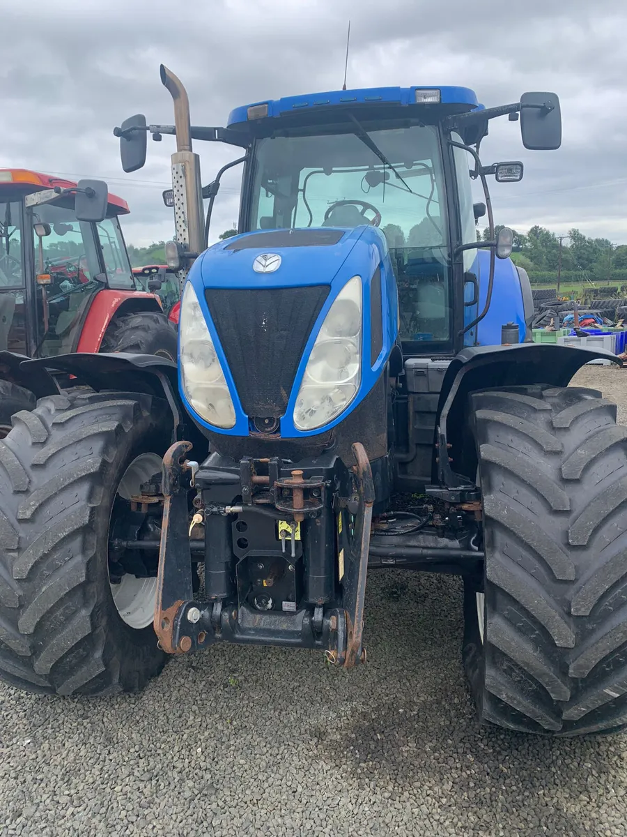 2011 New Holland T7030 Power Command - Image 1