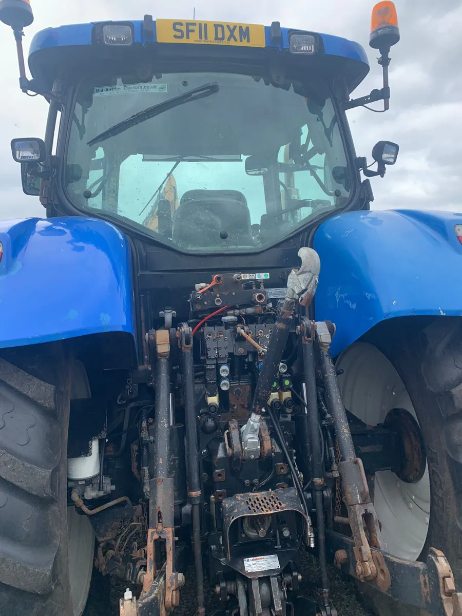 2011 New Holland T7030 Power Command - Image 4