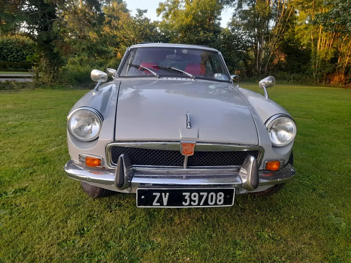 1974 MGB GT - Image 2