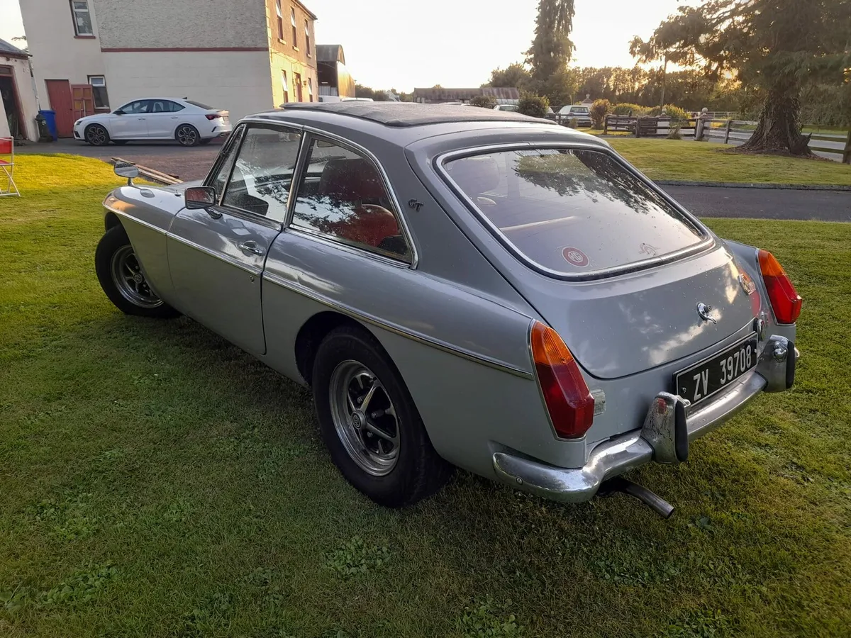 1974 MGB GT - Image 3