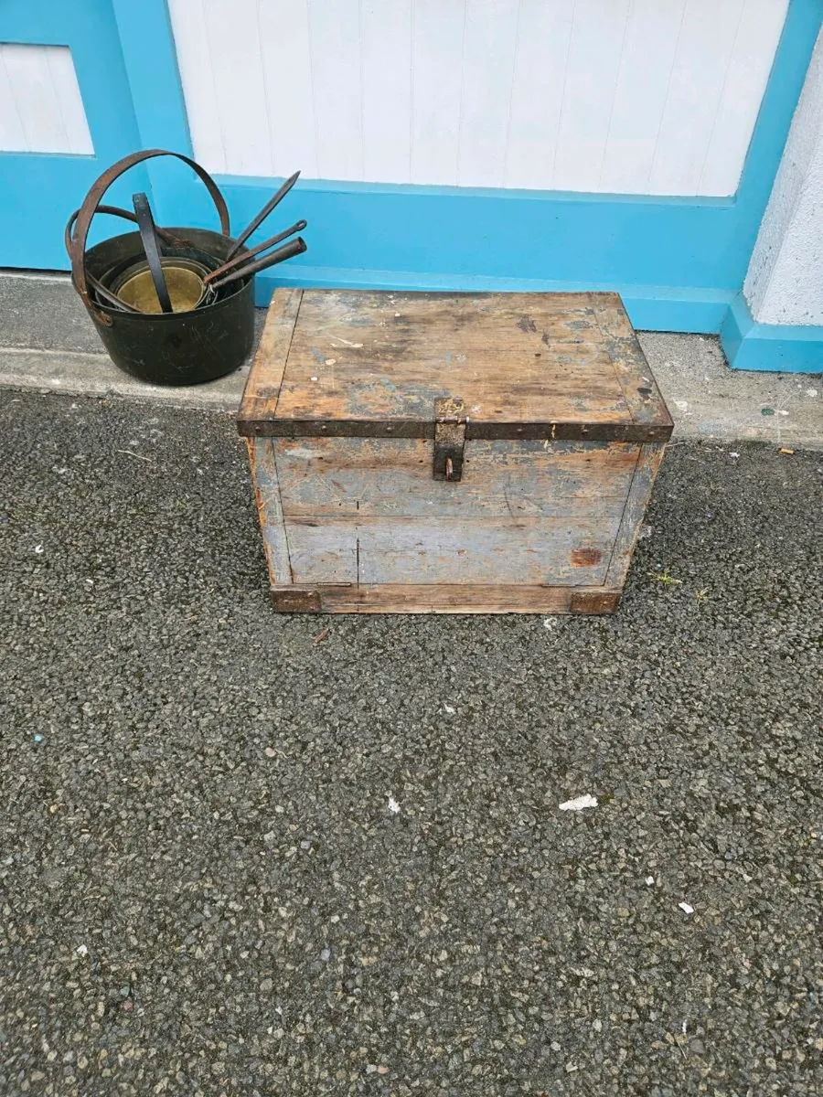 Vintage Strong Box - Image 2