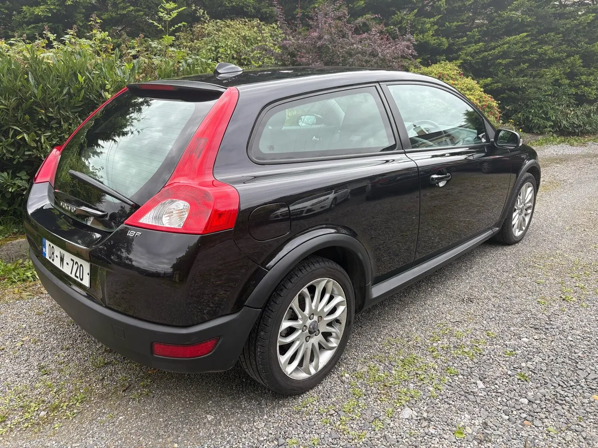 Volvo C30 08 1.8SE low mileage new NCT - Image 2