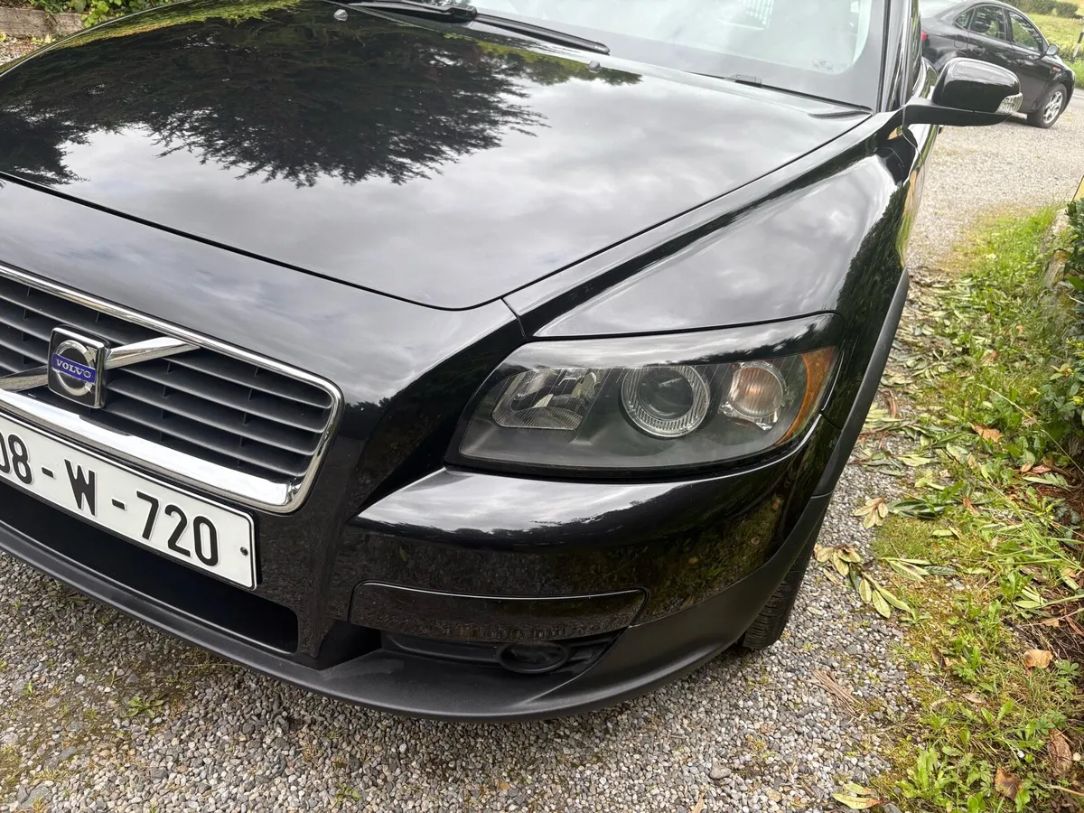 Volvo C30 08 1.8SE low mileage new NCT - Image 3