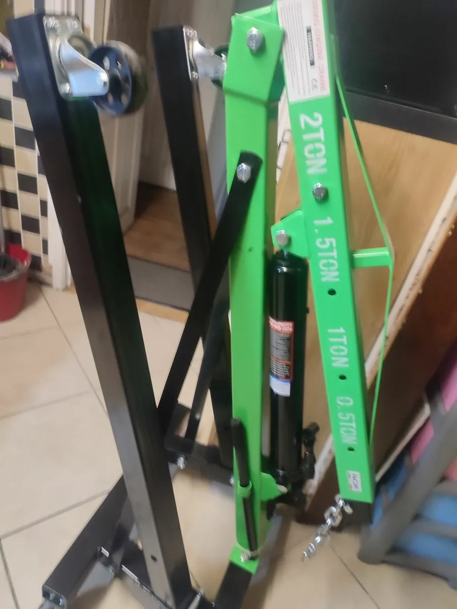 2 Ton engine crane - Image 2