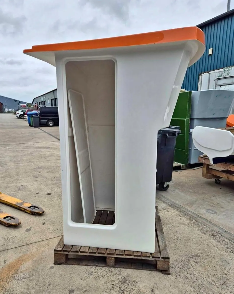 Wheelhouse 3'x3' - Image 1
