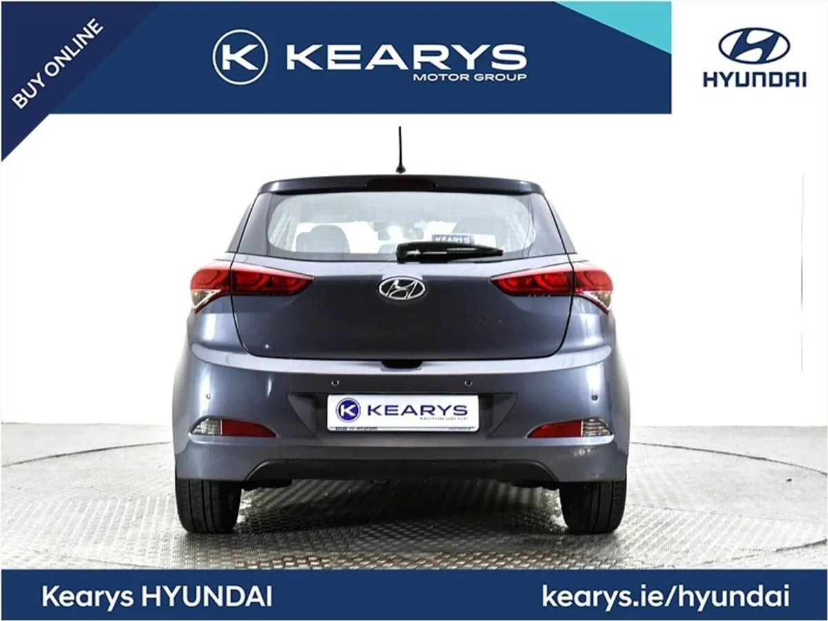 Hyundai i20 Petrol Deluxe - Image 3