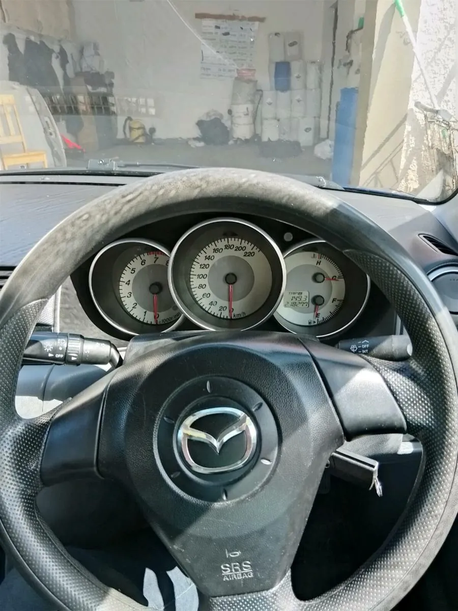 Car - Image 2
