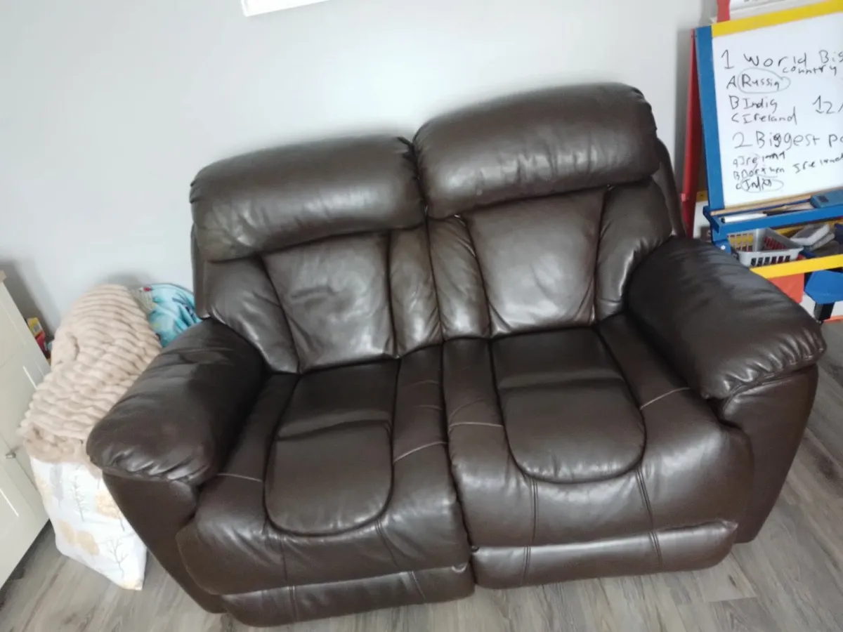 Suite furniture - Image 3
