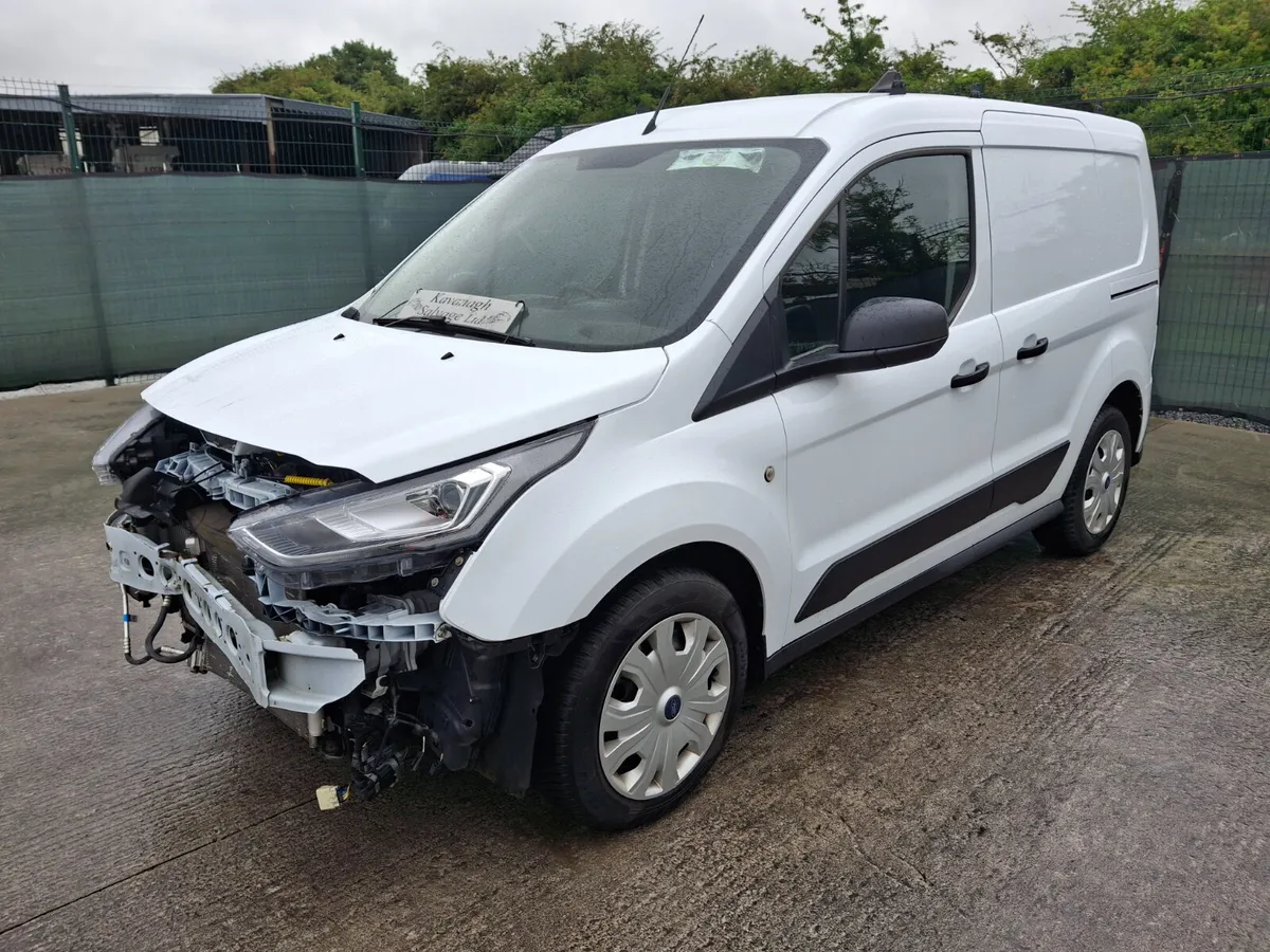 211 Ford Transit Connect Trend 1.5 Diesel - Image 3