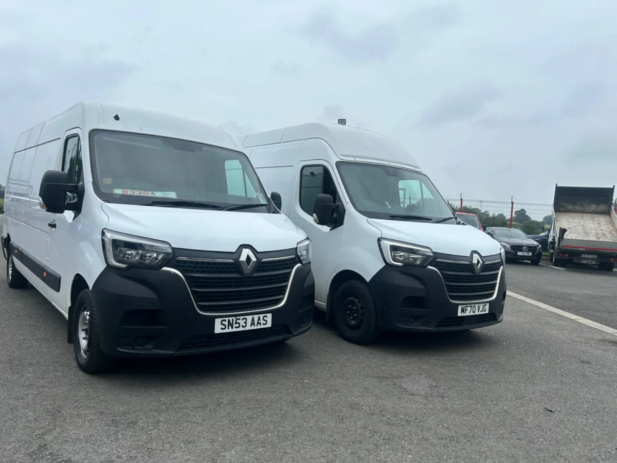 Renault Master Vans – Multiple Options Available - Image 1