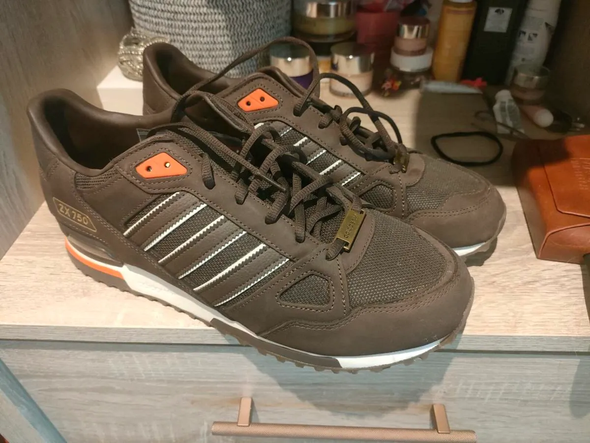 Adidas trainers - Image 1