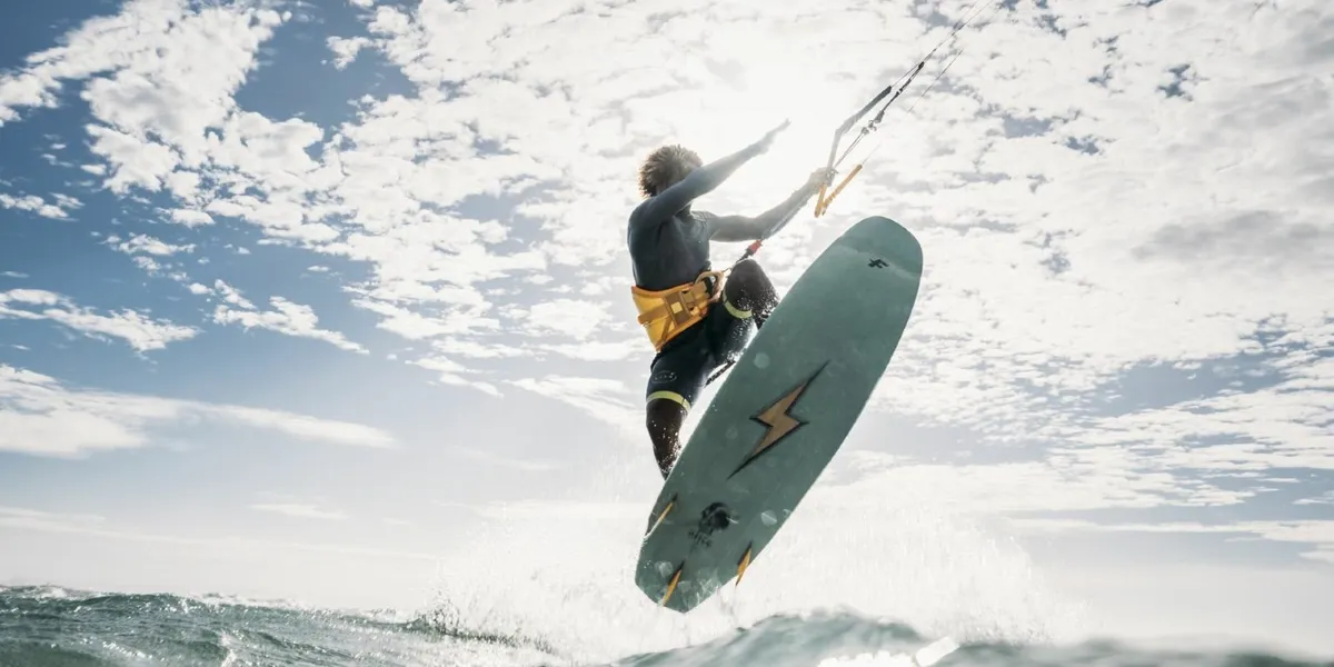 F-ONE | SLICE | KITE | FOIL / SURF BOARD - Image 3