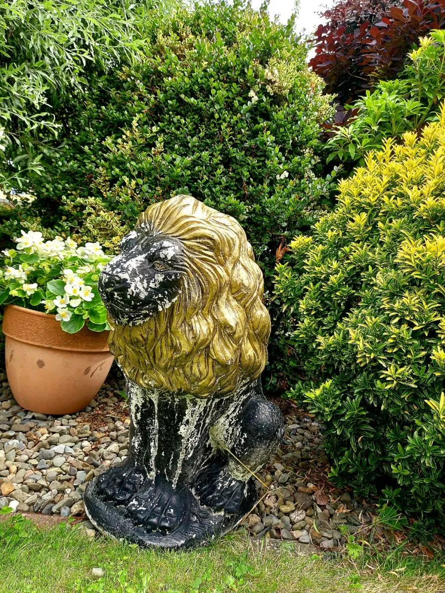 Composite stone Lions - Image 2