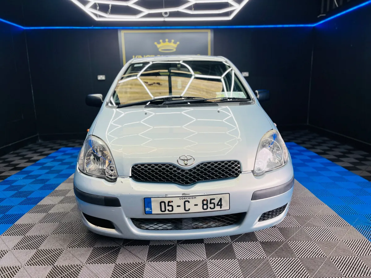 Toyota Yaris 1.0 automatic - Image 4