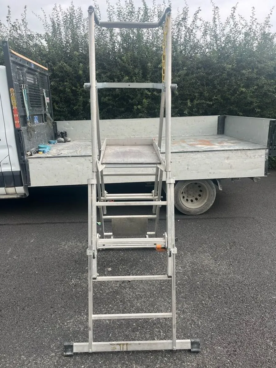 podium ladder - Image 4