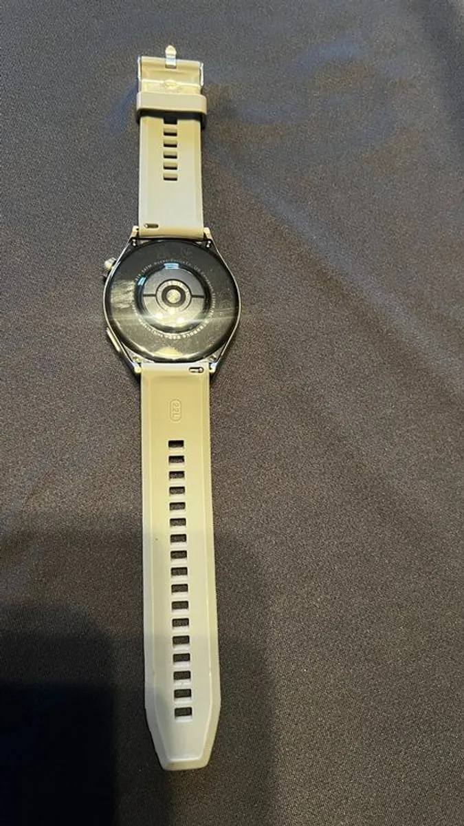 HUAWEI Watch GT 3 Pro Titanium - Black, 46 mm - Image 3