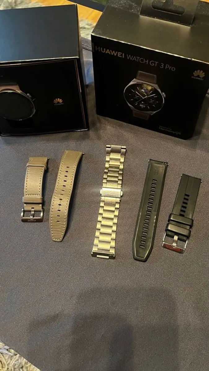 HUAWEI Watch GT 3 Pro Titanium - Black, 46 mm - Image 4