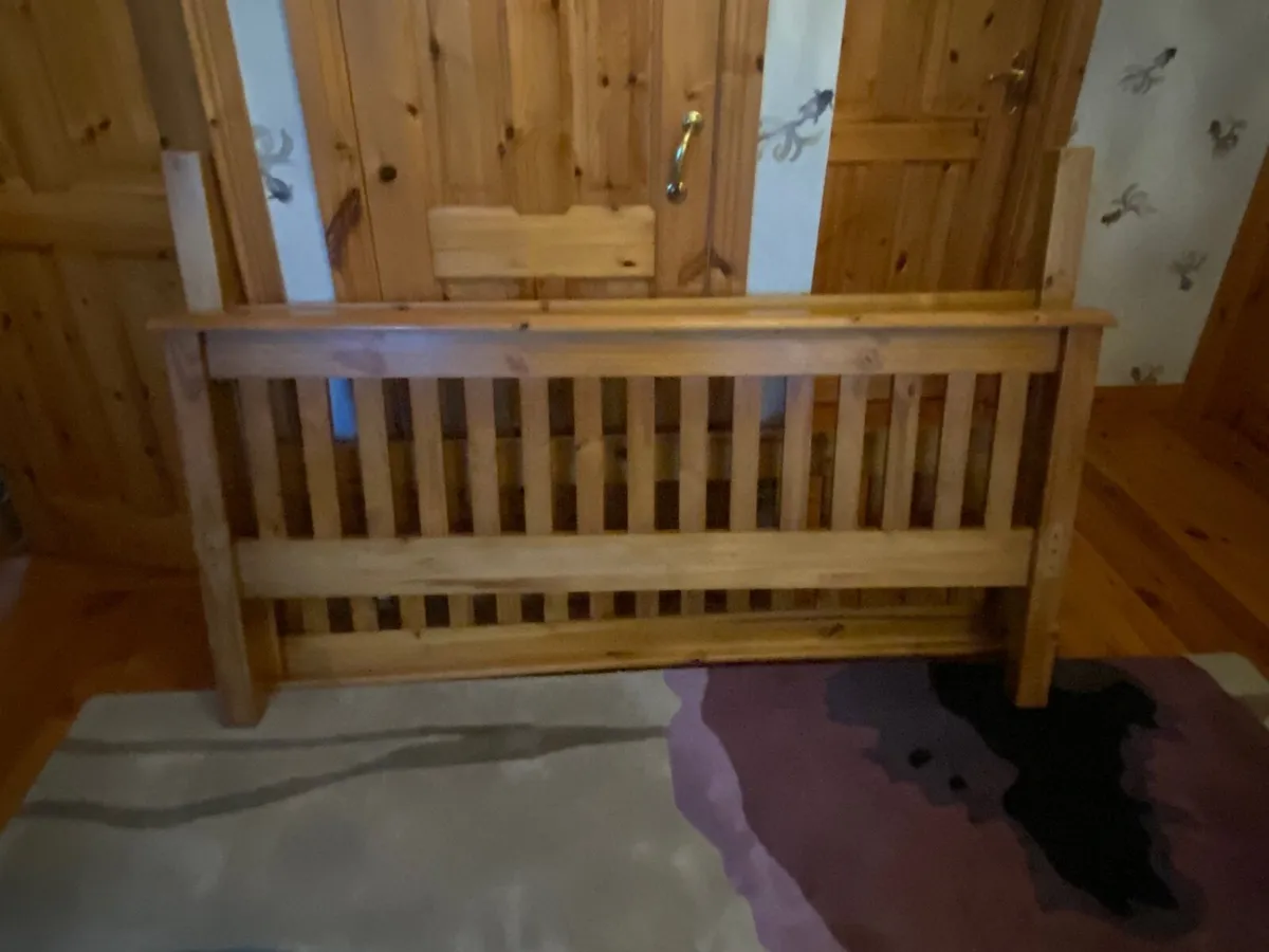Bedframe - Image 4