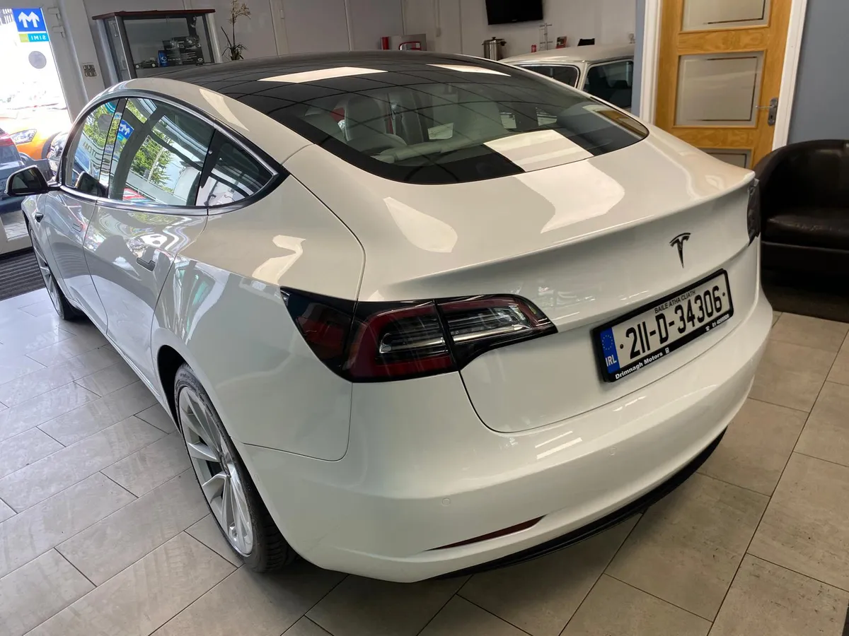 Tesla model 3 standard plus - Image 3