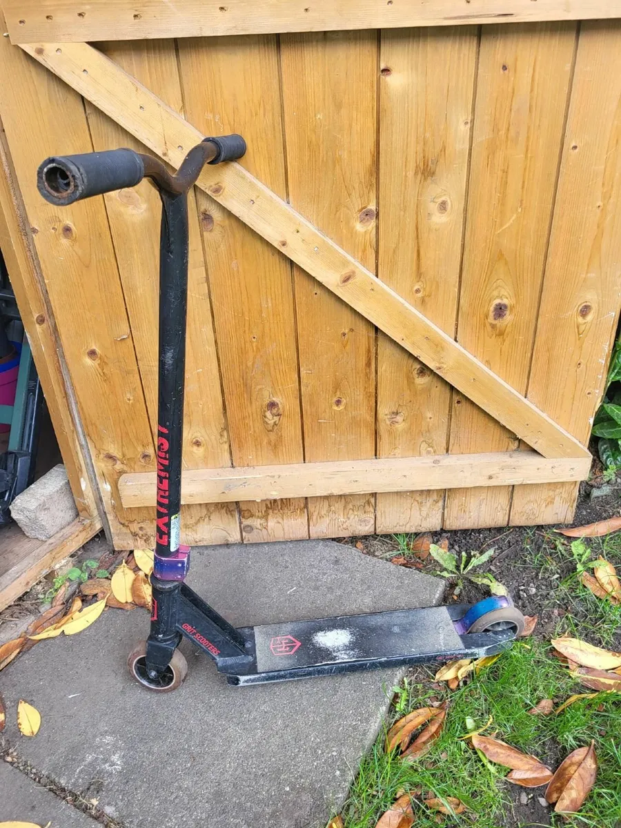 Extremist Grit Scooter - Image 1