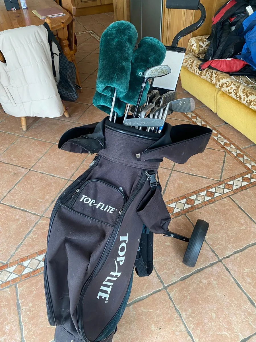 Golf clubs - Image 1