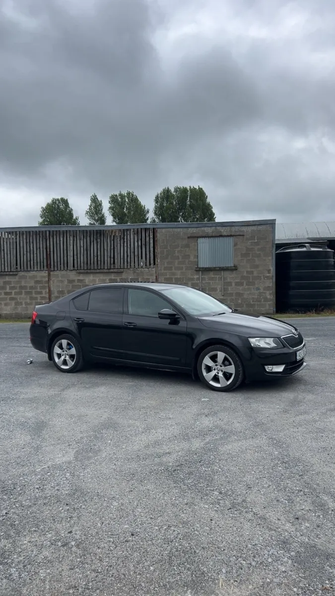 Car - Image 1