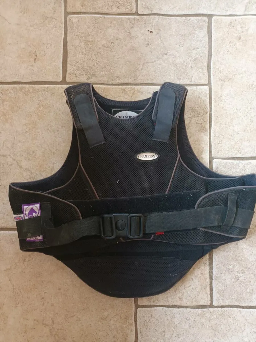 Childs back protector - Image 1