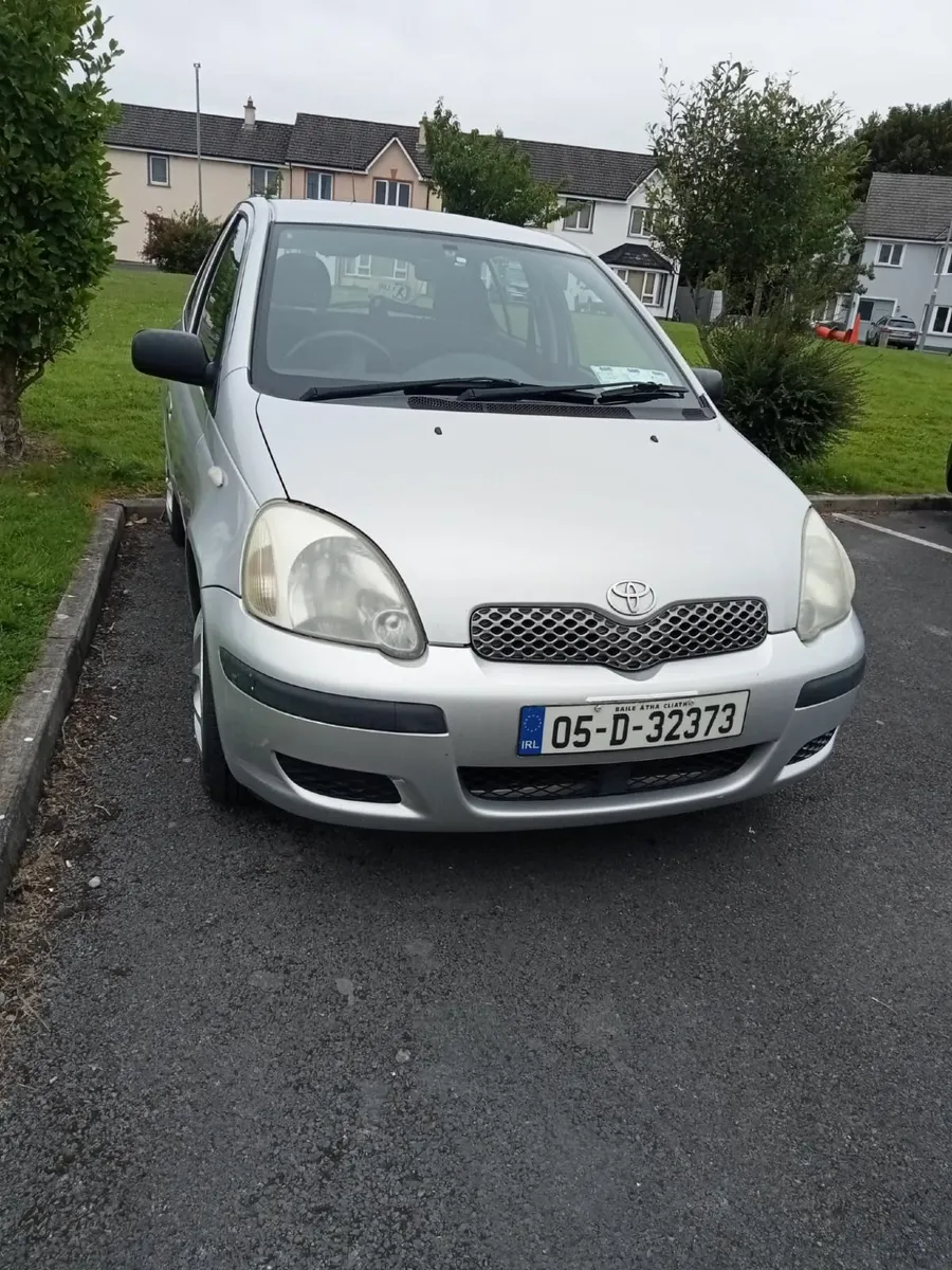 Toyota Yaris 2005 - Image 2