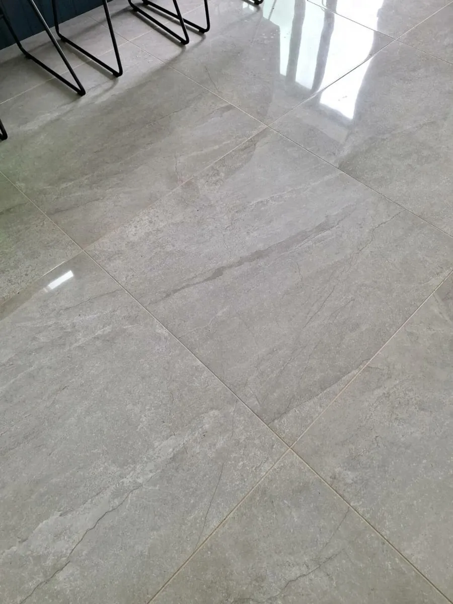 Floor Tiles - 16sqm - Image 1