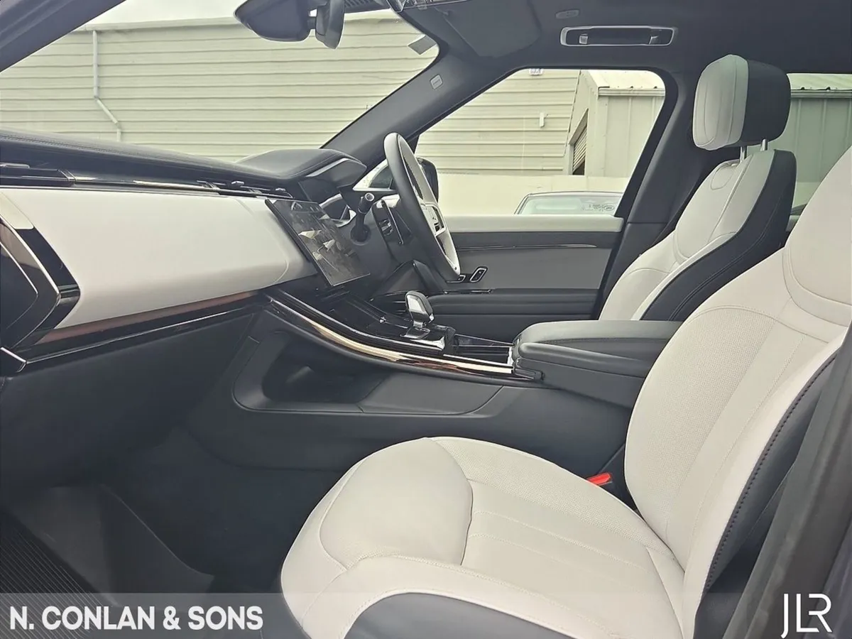 Land Rover Range Rover Sport 3.0 Phev Dynamic SE - Image 3