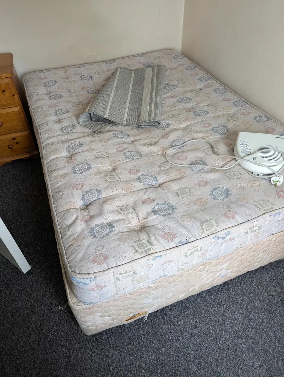 Furniture for sale or free collection. Best offer - Image 2
