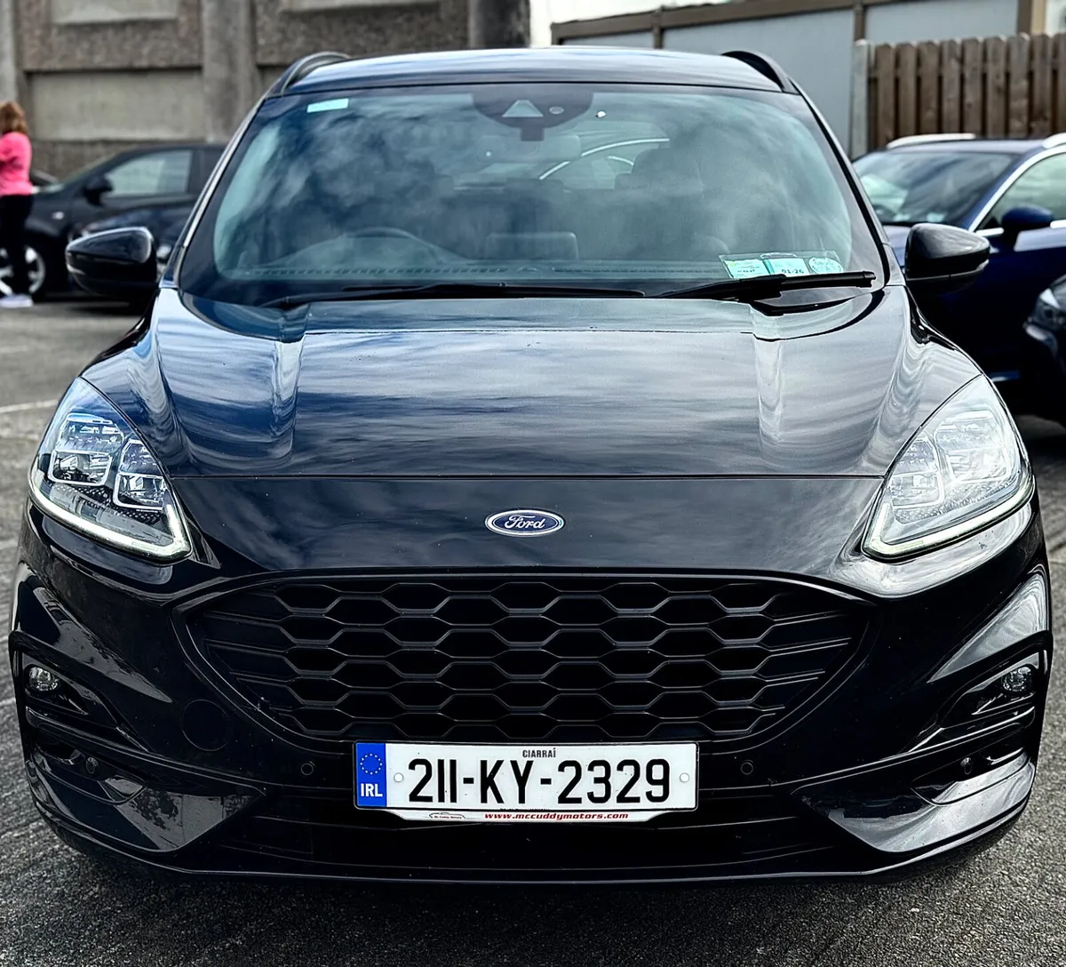 ⚫️Ford Kuga 2021 LOW KM’S⚫️ - Image 2
