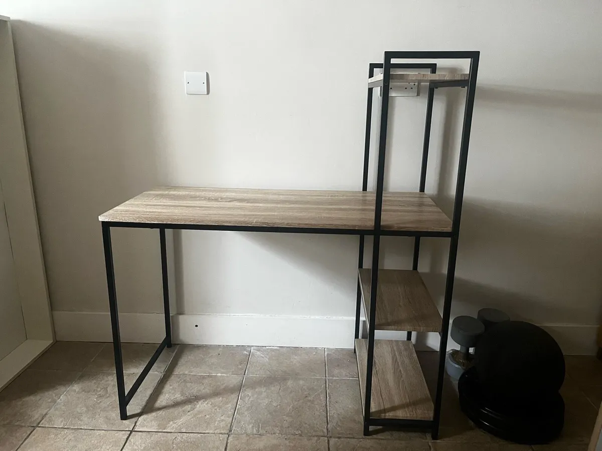 Desk - Image 2